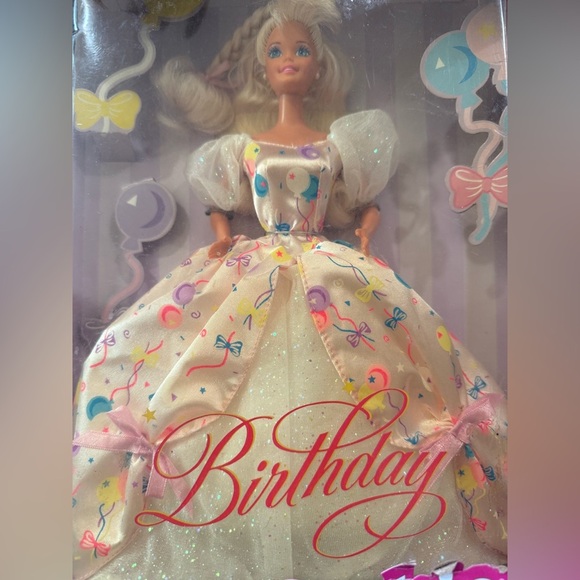 Birthday Barbie 1996 Doll &‎ Accessories Blonde New in Box - Picture 3 of 9
